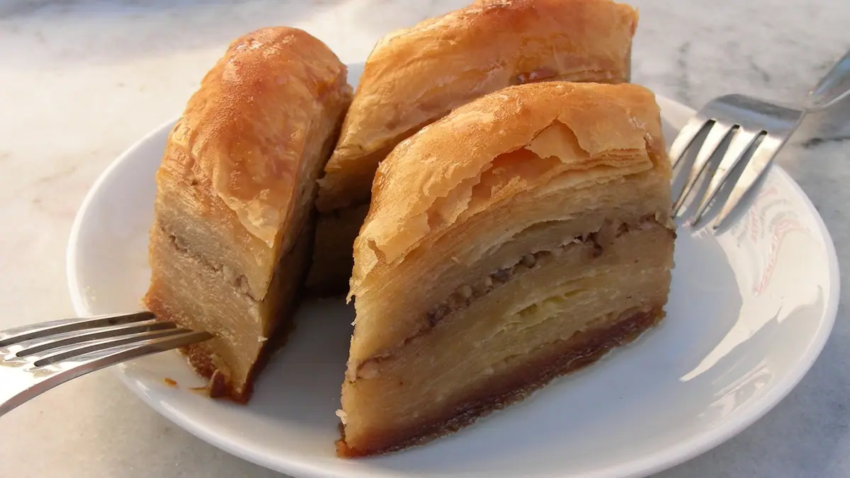 Miss Elephant Cafe and Pancake House – cake shop in Chester-le-Street town centre